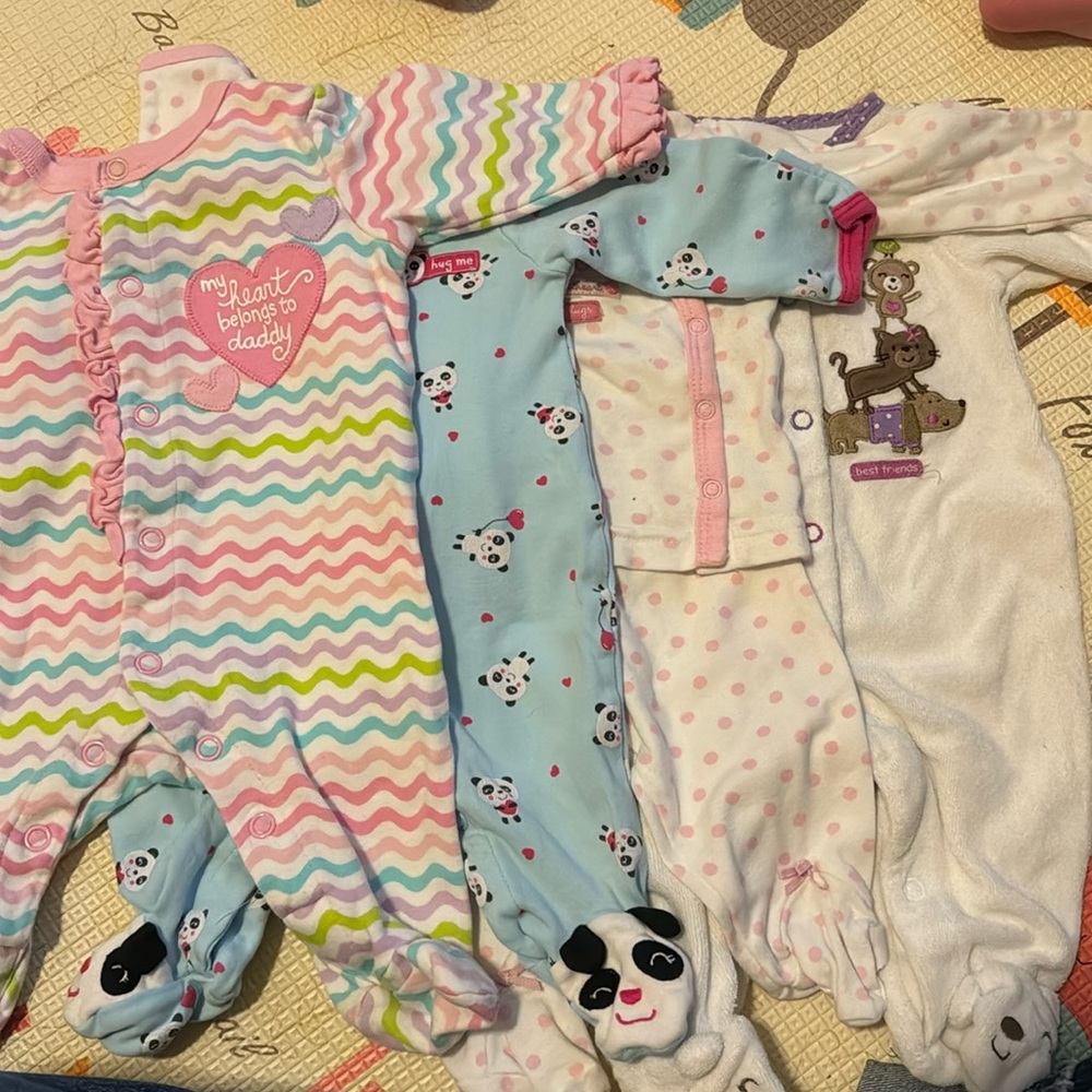 4 Newborn Sleepers